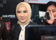 Jejak karir Nicke Widyawati, eks Dirut Pertamnia terseret korupsi LNG